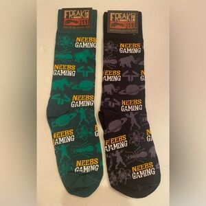 NWT 2 Pairs FREAKER FEET Socks Gaming Unisex